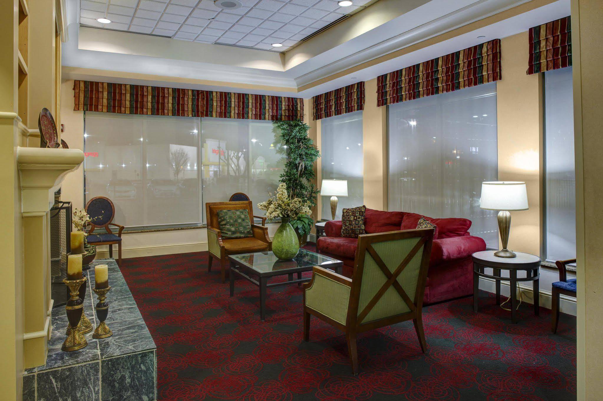 Hilton Garden Inn Richmond South/Southpark Colonial Heights Bagian luar foto