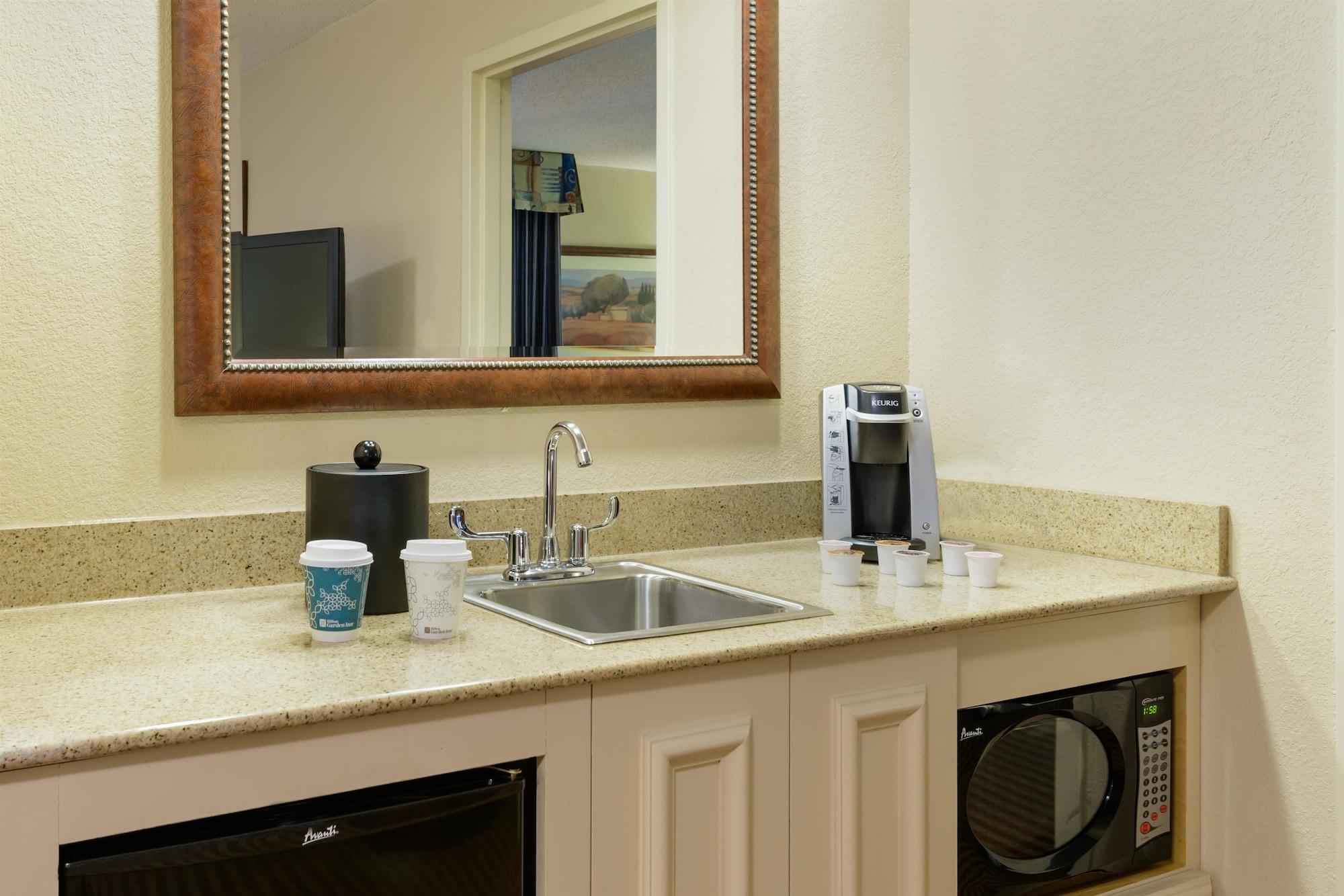 Hilton Garden Inn Richmond South/Southpark Colonial Heights Bagian luar foto